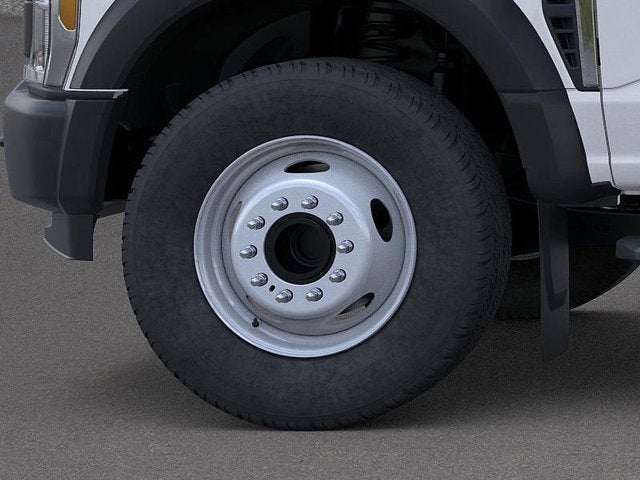 2025 Ford Chassis Cab F-600® XL