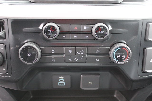 2025 Ford Chassis Cab F-600® XL