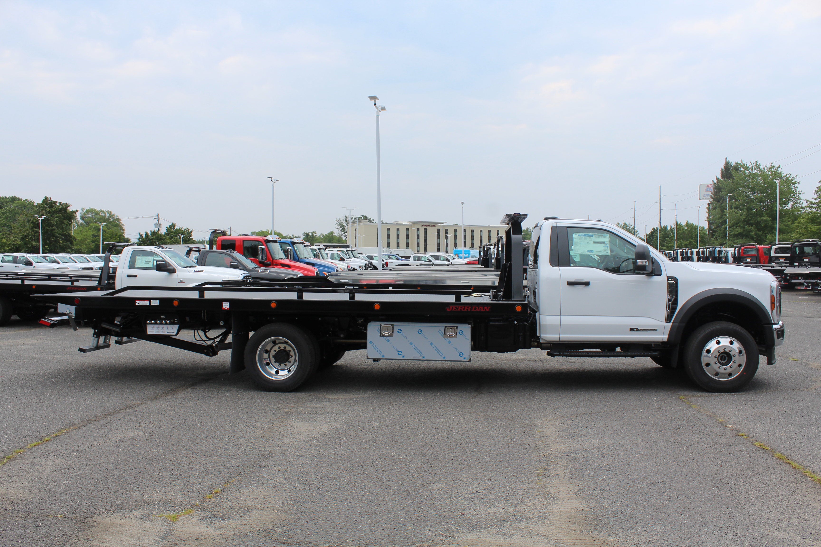 2026 Ford F-600 Jerr-Dan 6-Ton Steel XLP SD Carrier