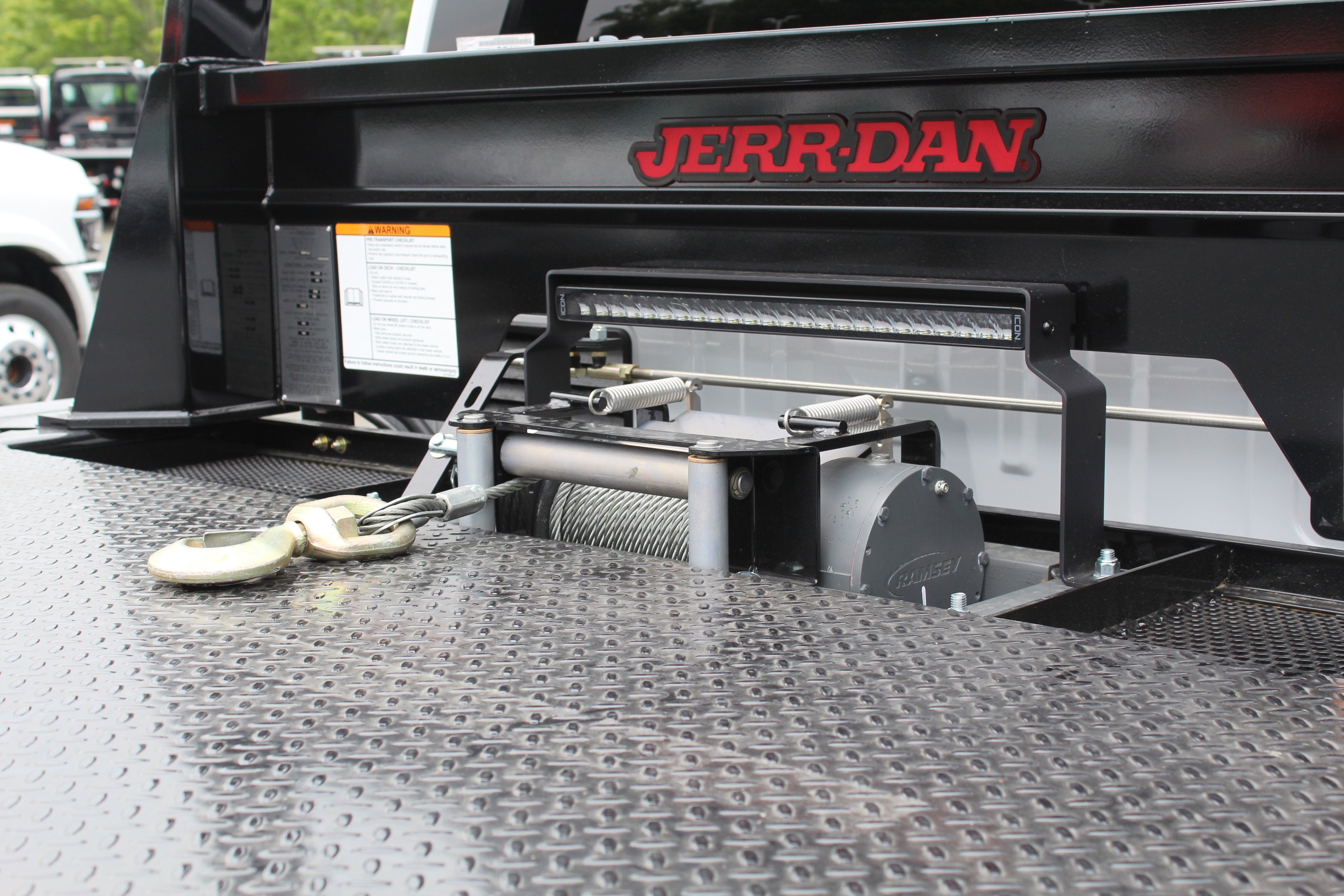 2026 Ford F-600 Jerr-Dan 6-Ton Steel XLP SD Carrier