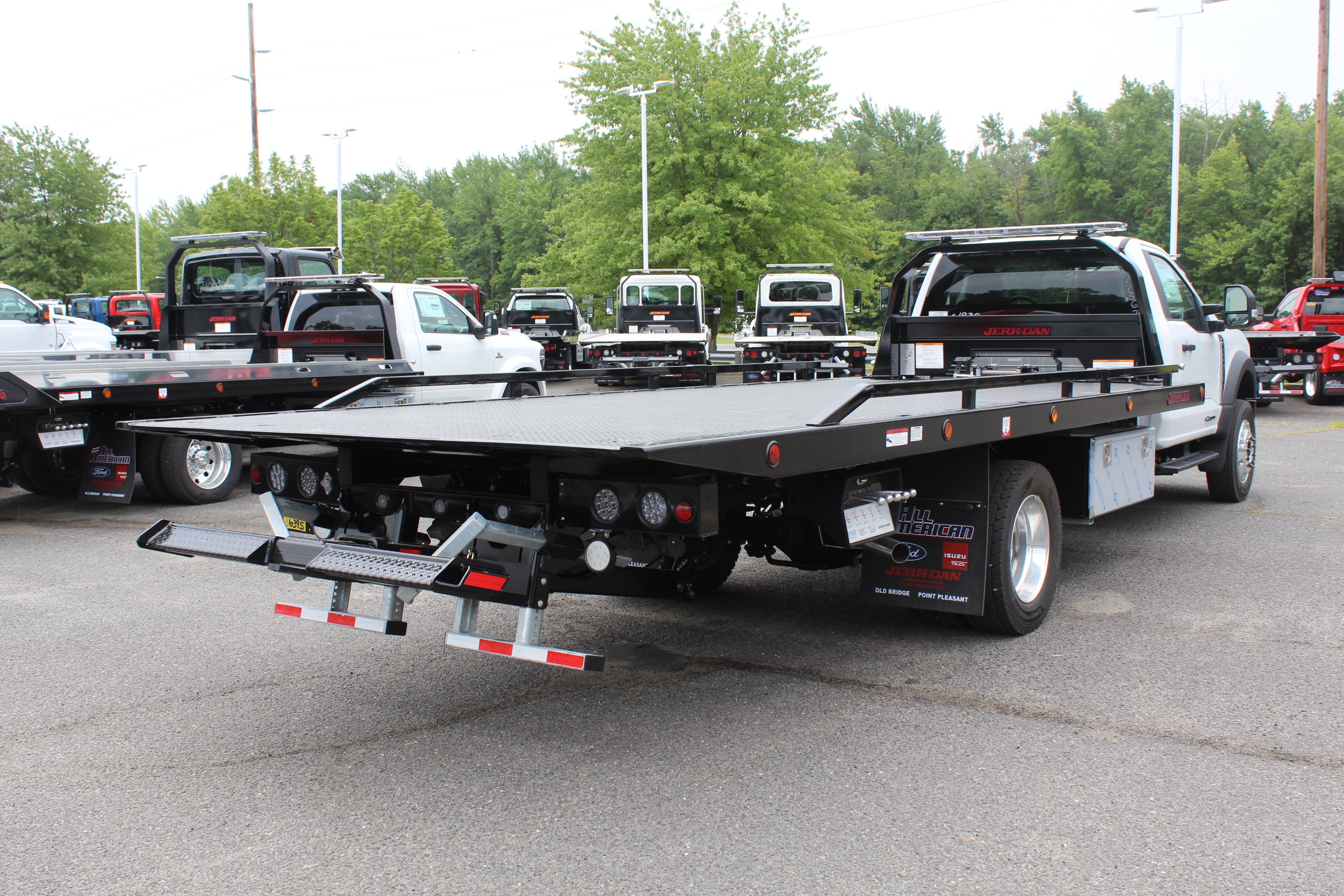 2026 Ford F-600 Jerr-Dan 6-Ton Steel XLP SD Carrier