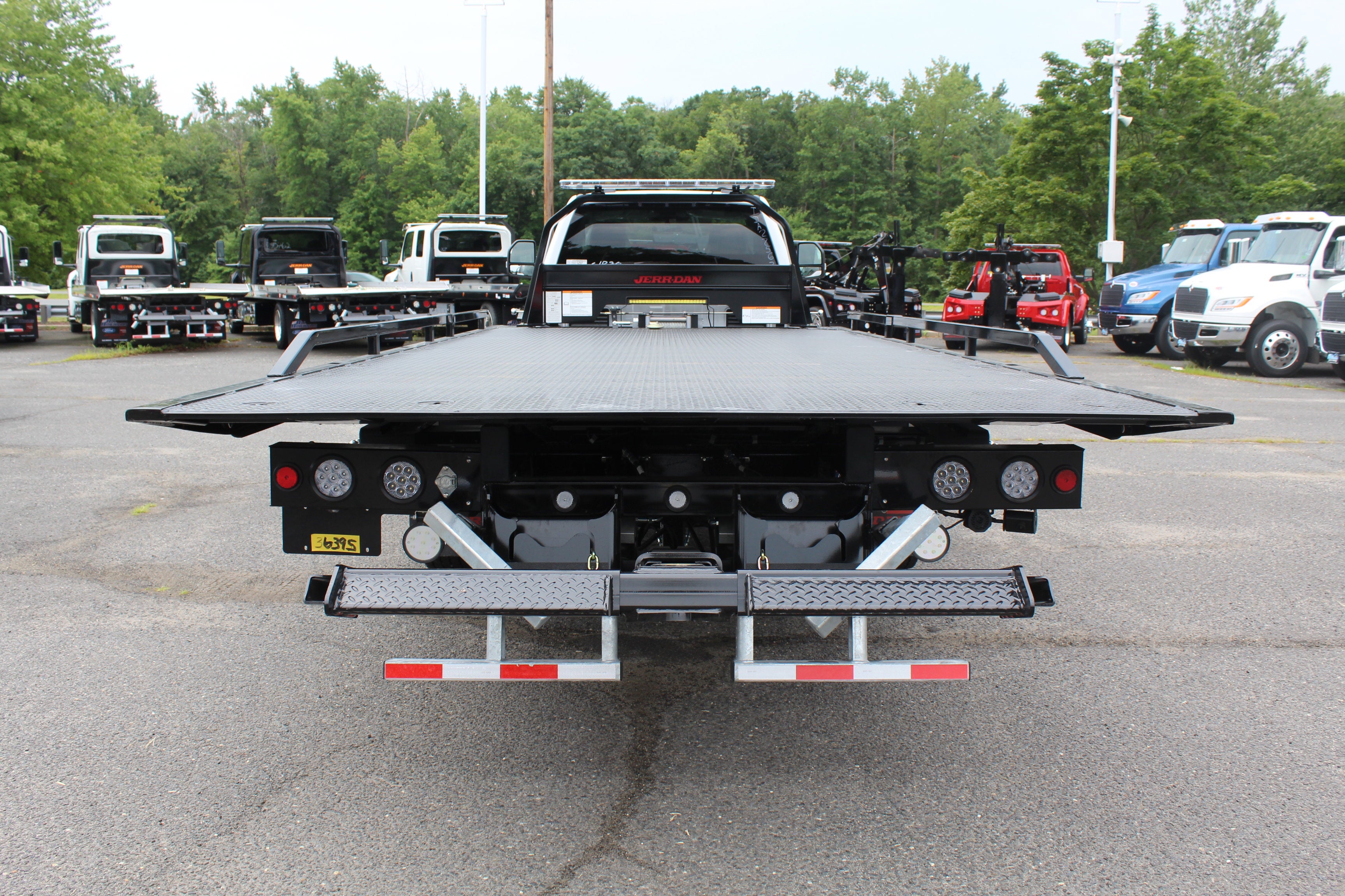 2026 Ford F-600 Jerr-Dan 6-Ton Steel XLP SD Carrier