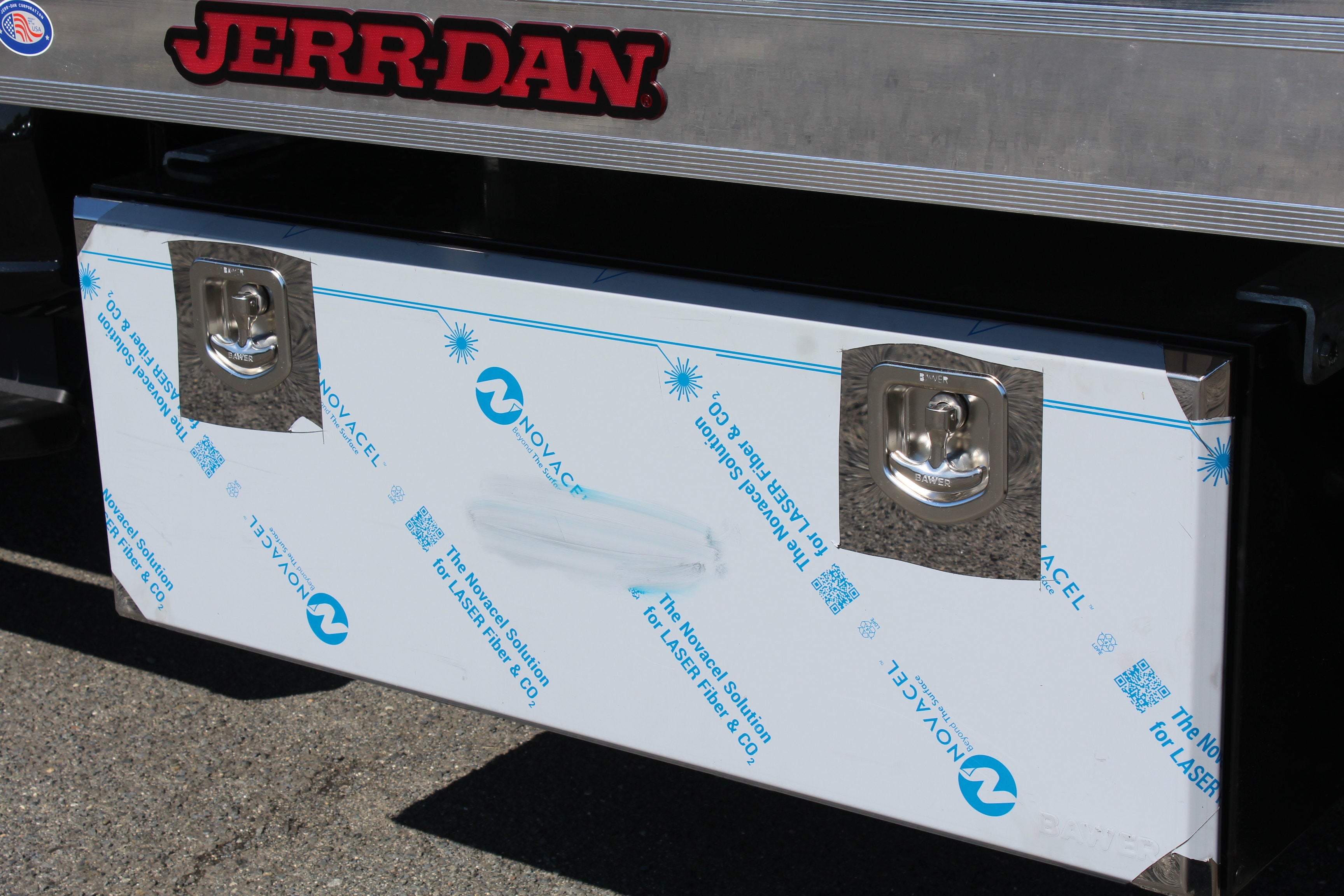 2026 Ford F-600 Jerr-Dan 6-Ton Dual-Angle Aluminum XLP SD Carrier