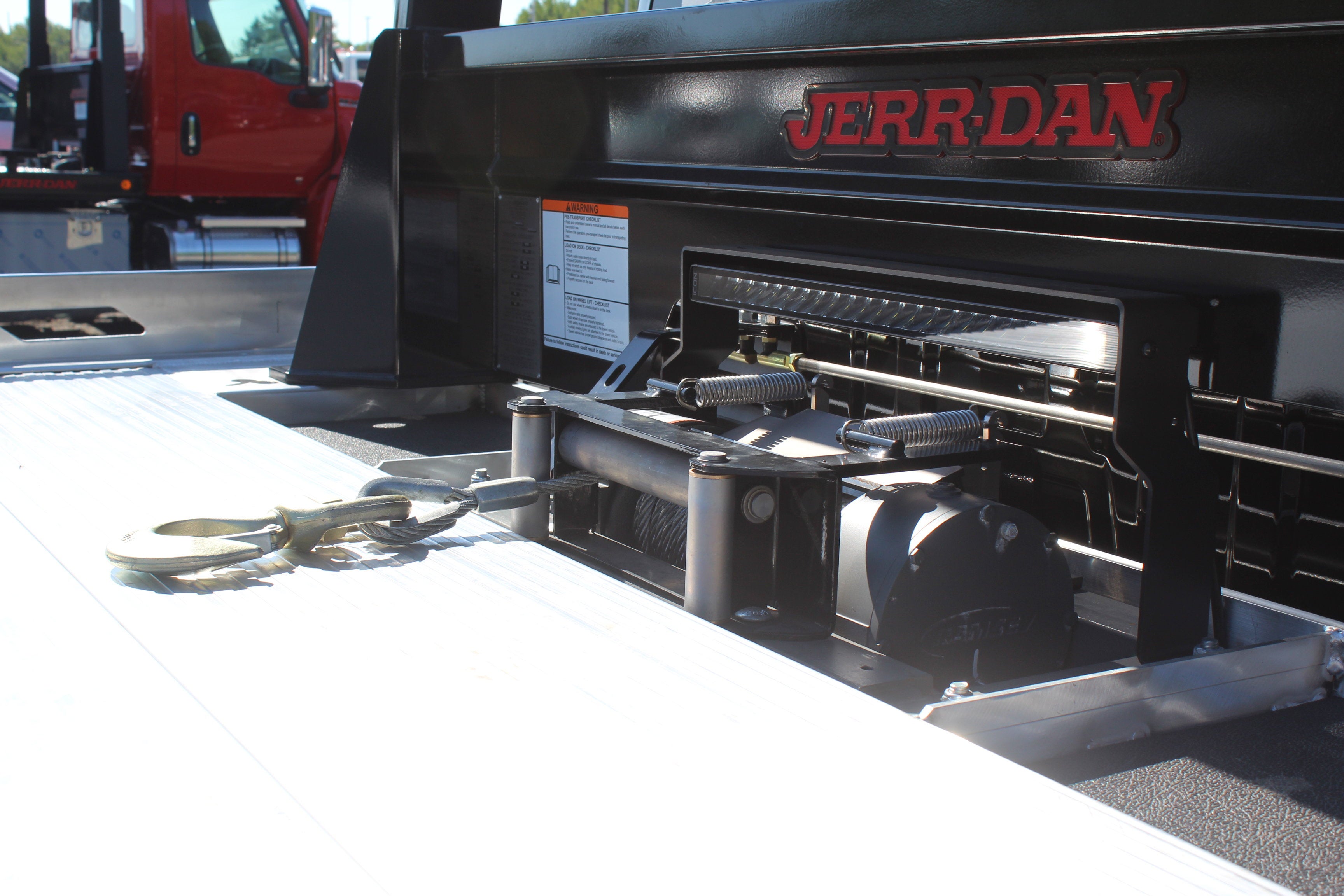 2026 Ford F-600 Jerr-Dan 6-Ton Dual-Angle Aluminum XLP SD Carrier