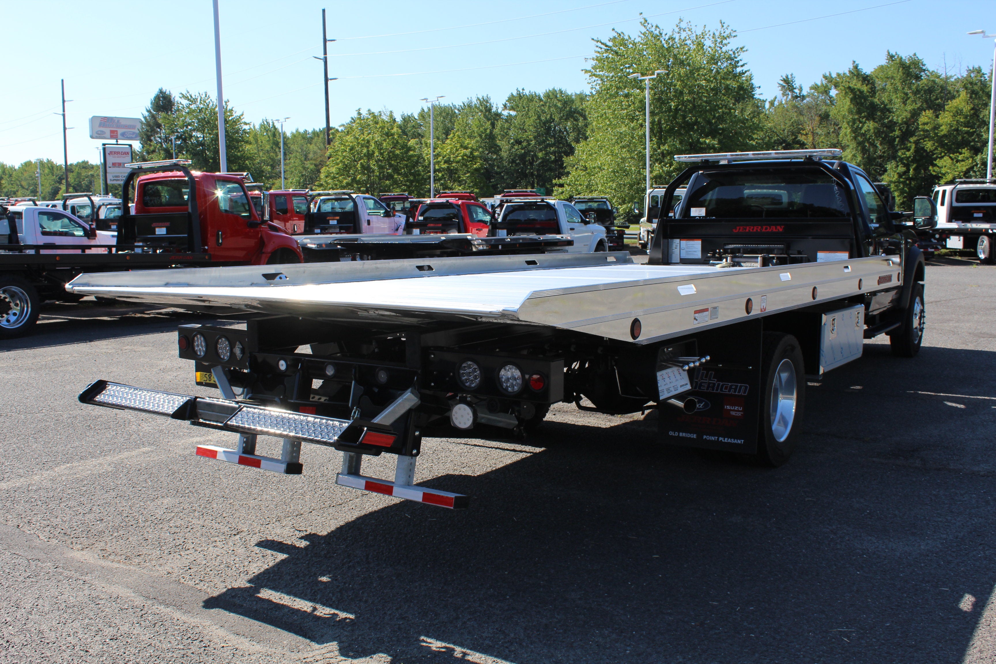 2026 Ford F-600 Jerr-Dan 6-Ton Dual-Angle Aluminum XLP SD Carrier