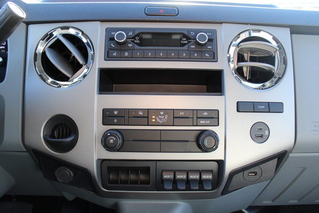 2026 Ford F-650 Jerr-Dan 6-Ton Steel XLP SD Carrier