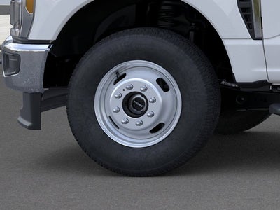 2026 Ford Chassis Cab F-350® XL