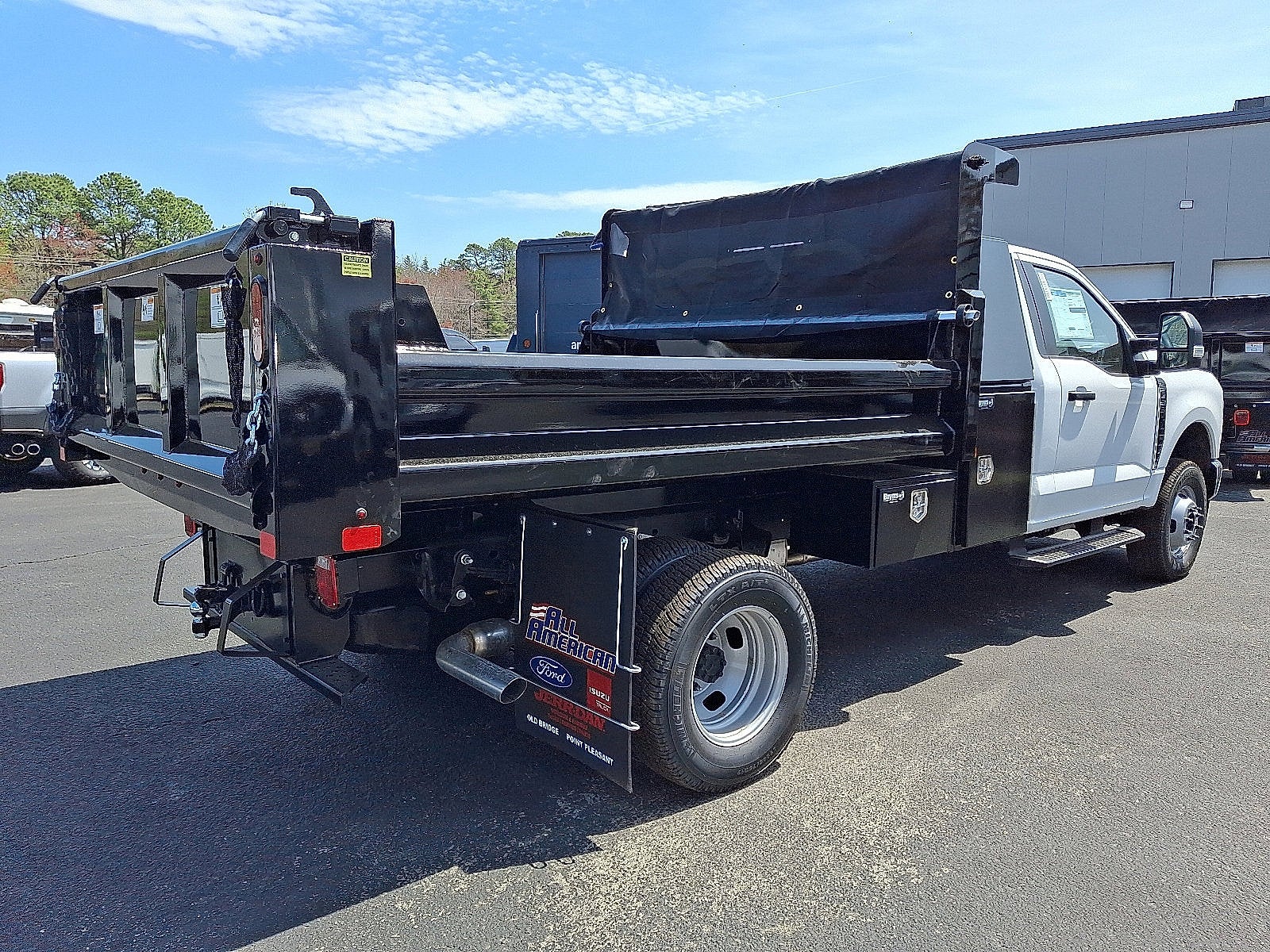 2025 Ford Chassis Cab F-350® XL