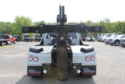 2026 Ford Chassis Cab F-550® LARIAT®