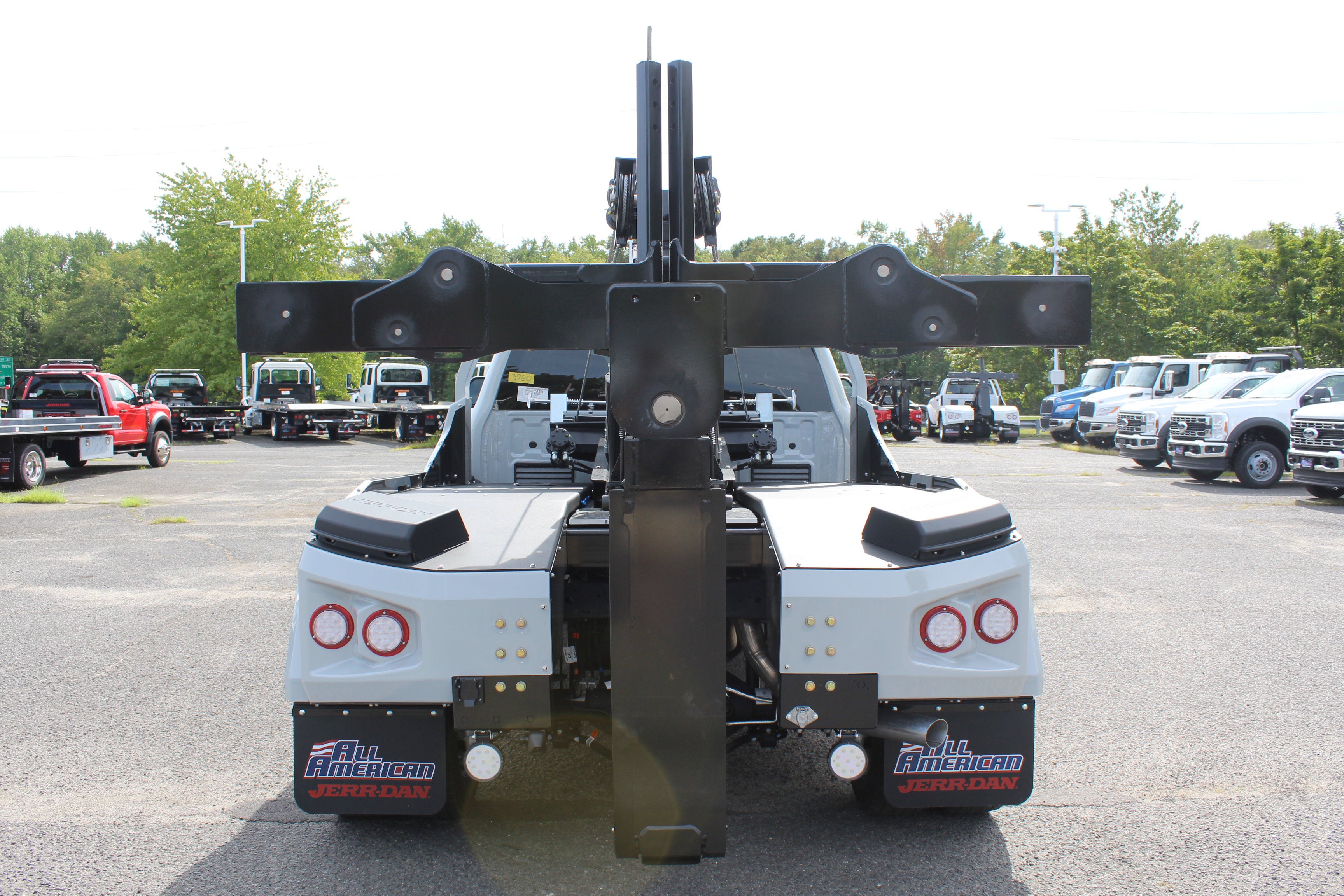 2026 Ford Chassis Cab F-550® LARIAT®