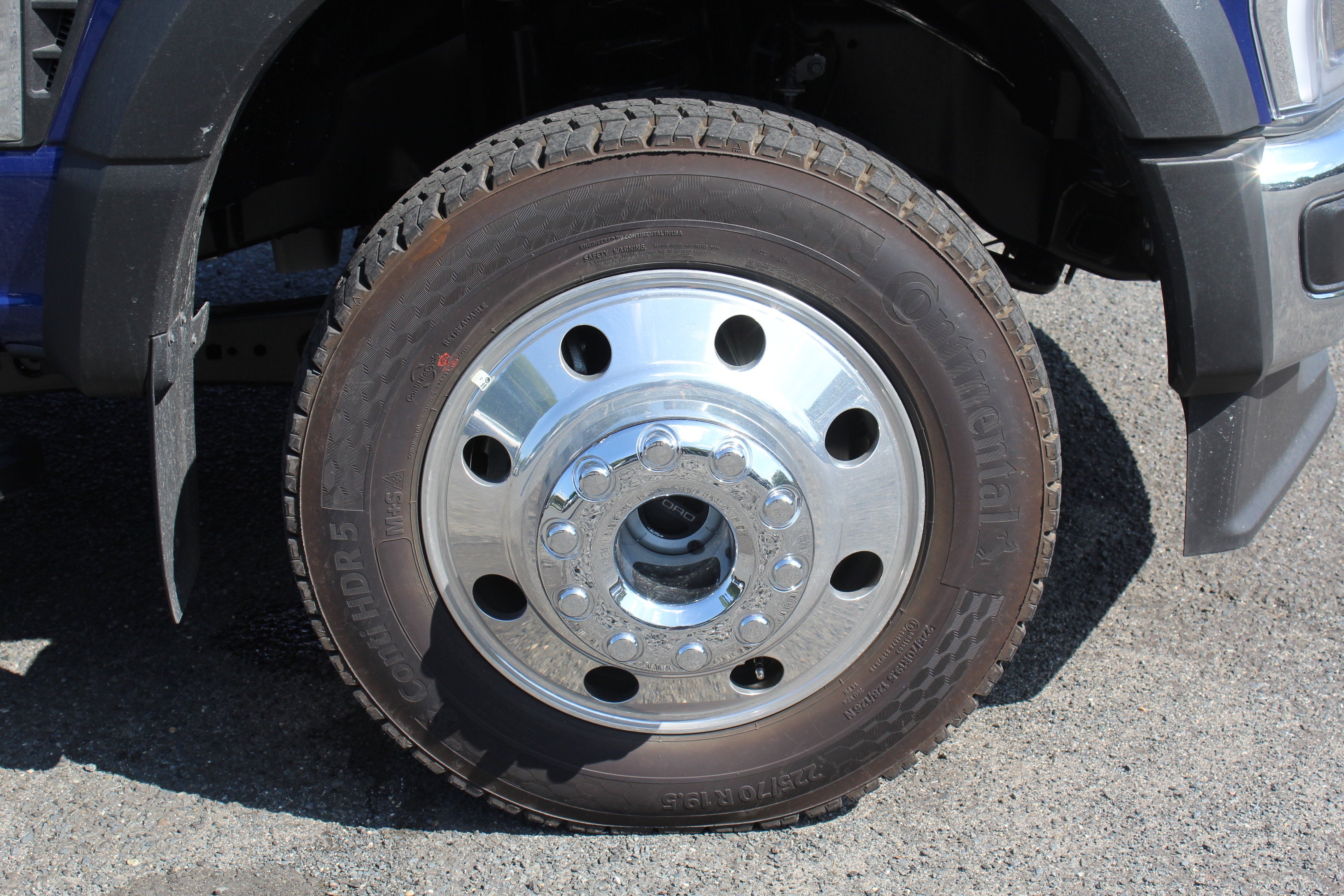 2026 Ford Chassis Cab F-550® LARIAT®
