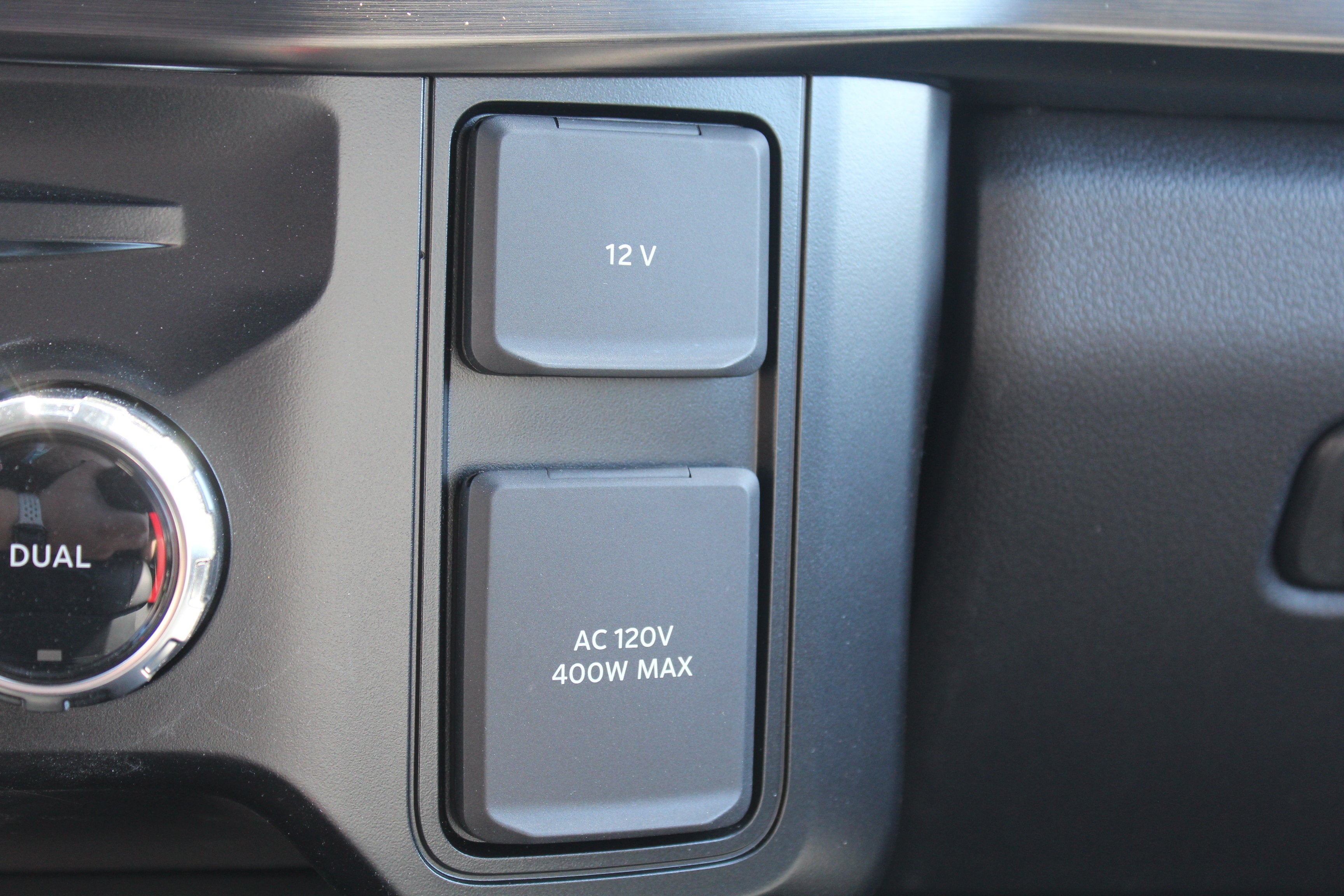 2026 Ford Chassis Cab F-550® LARIAT®