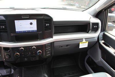 2025 Ford Chassis Cab F-550® XL