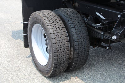 2025 Ford Chassis Cab F-550® XL