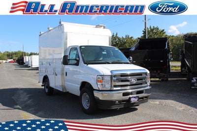 2026 Ford Econoline Cutaway E-350 SRW