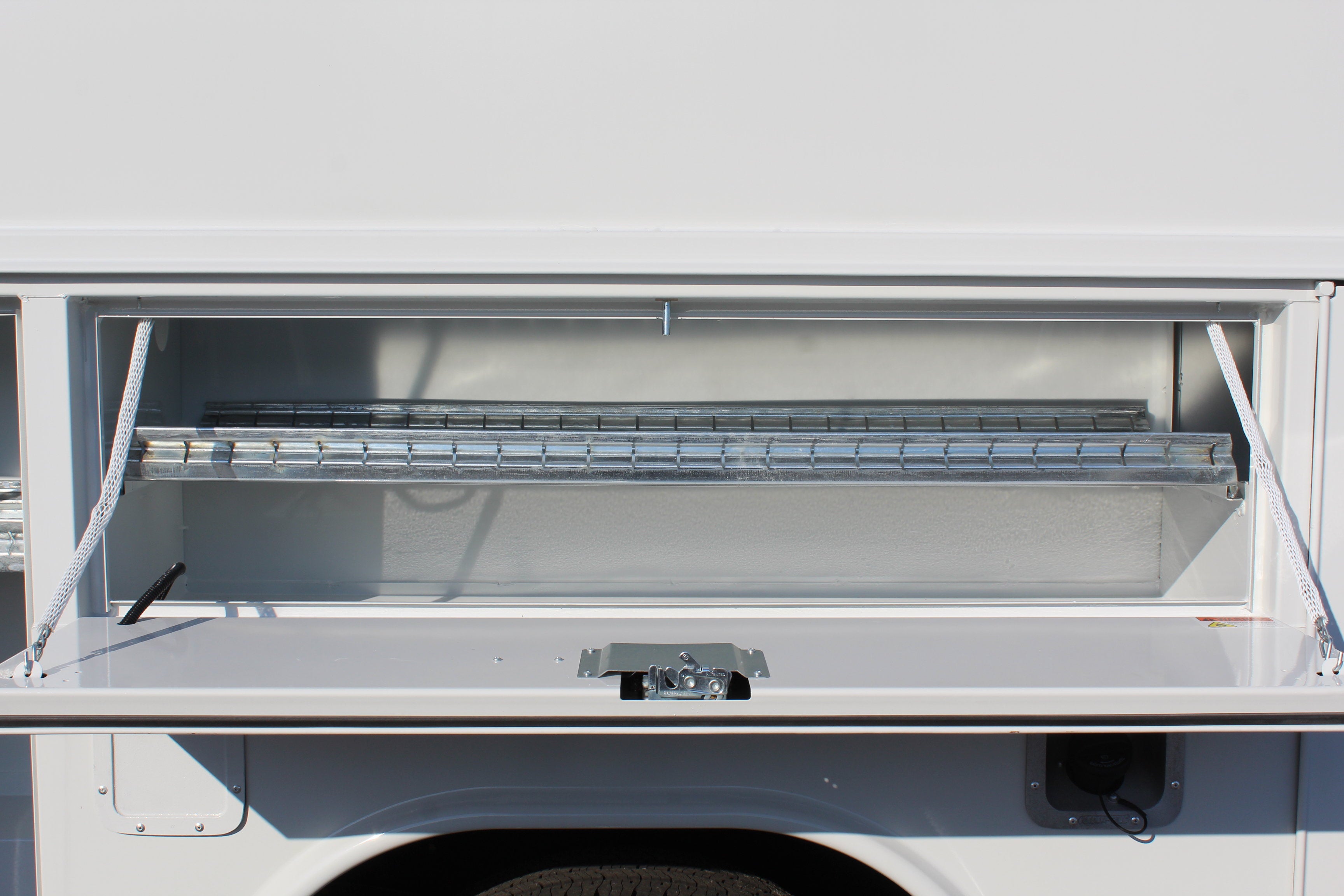 2027 Ford Econoline Cutaway E-350 SRW