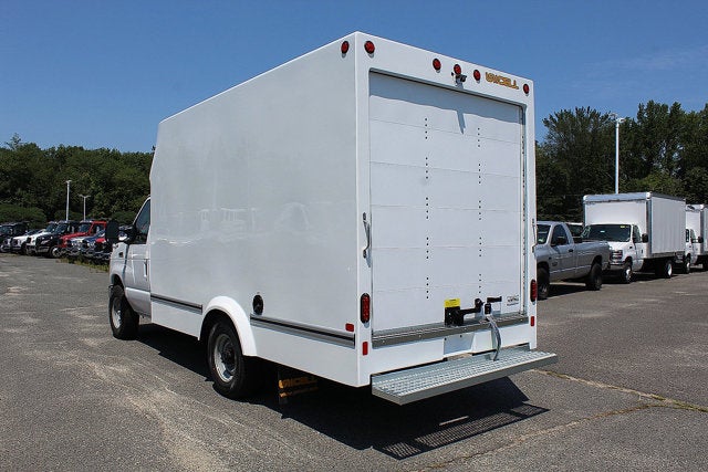 2026 Ford Econoline Cutaway E-350 SRW