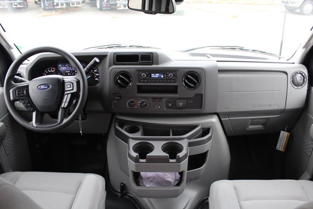 2026 Ford Econoline Cutaway E-450 DRW