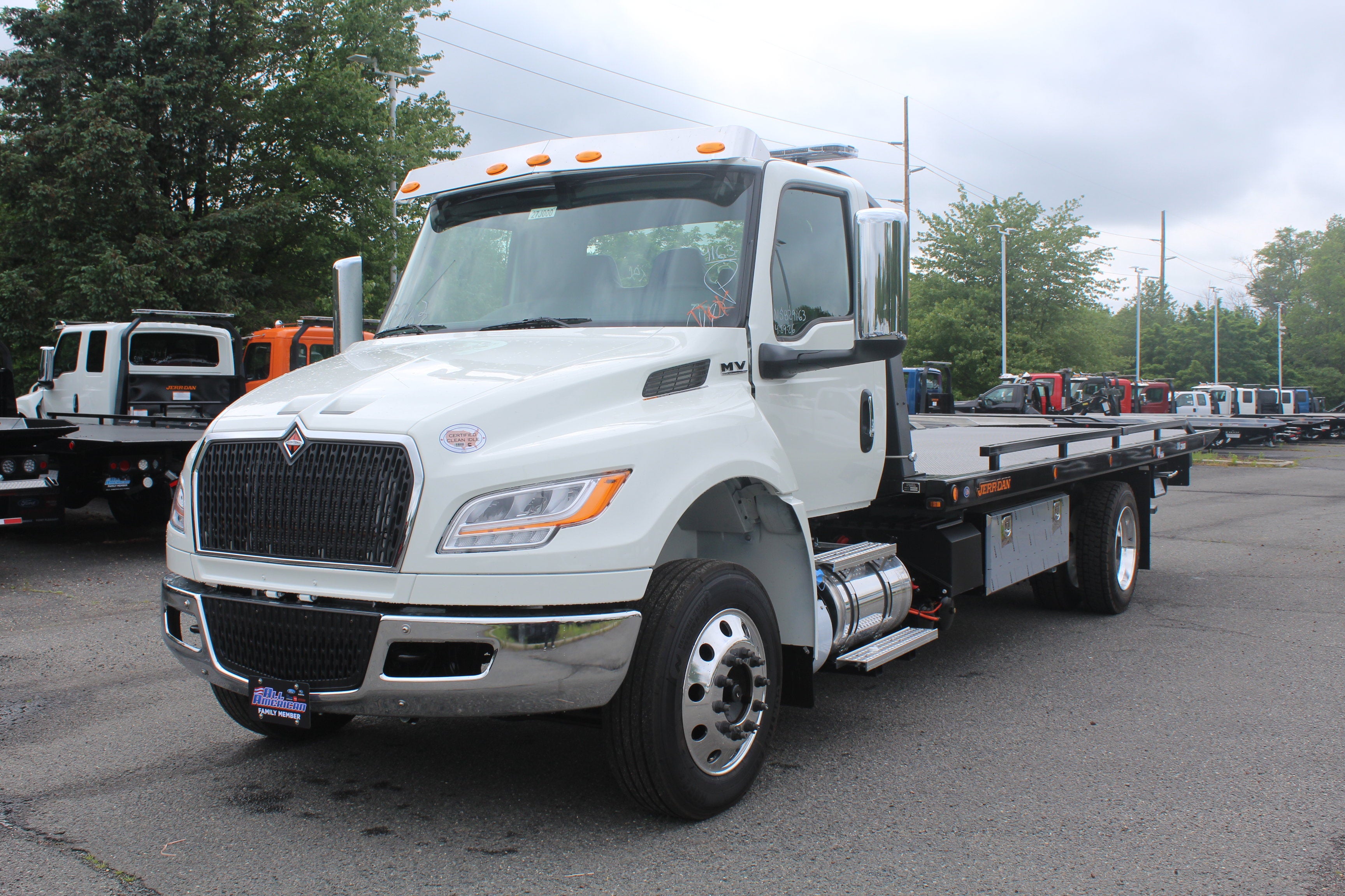 2027 International MV607 Jerr-Dan 6-Ton Steel XLP SD Carrier