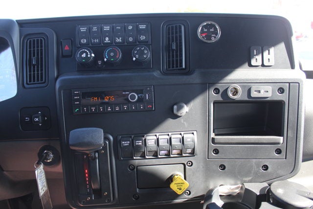 2026 International MV607 Jerr-Dan 6-Ton Dual-Angle Steel XLP SD Carrier