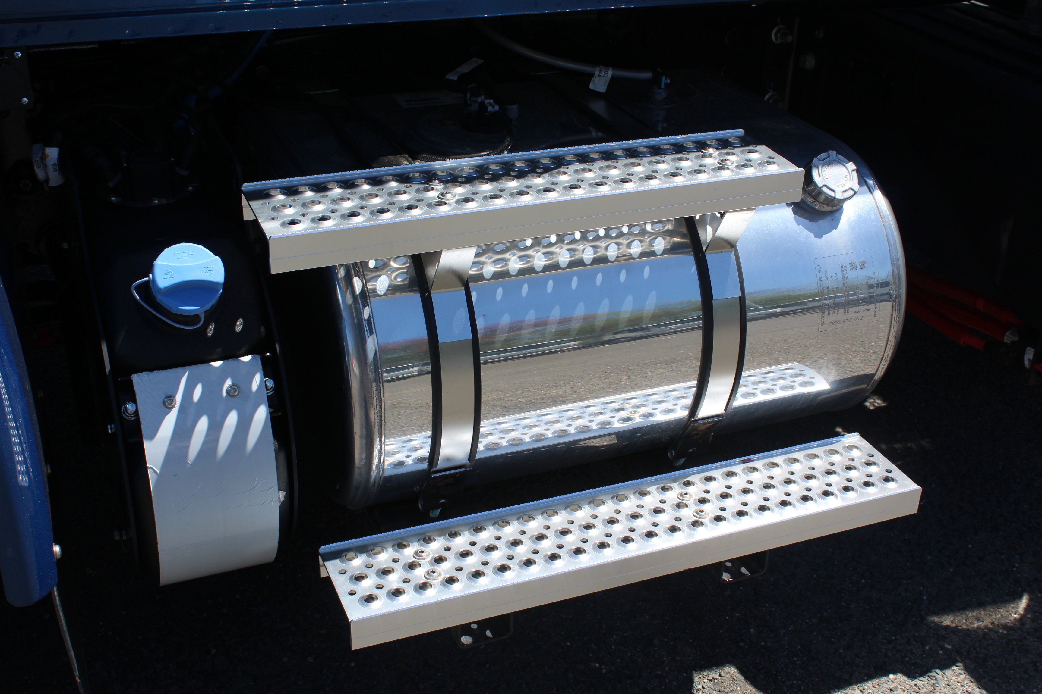 2026 International MV607 Jerr-Dan 6-Ton Steel XLP SD Carrier