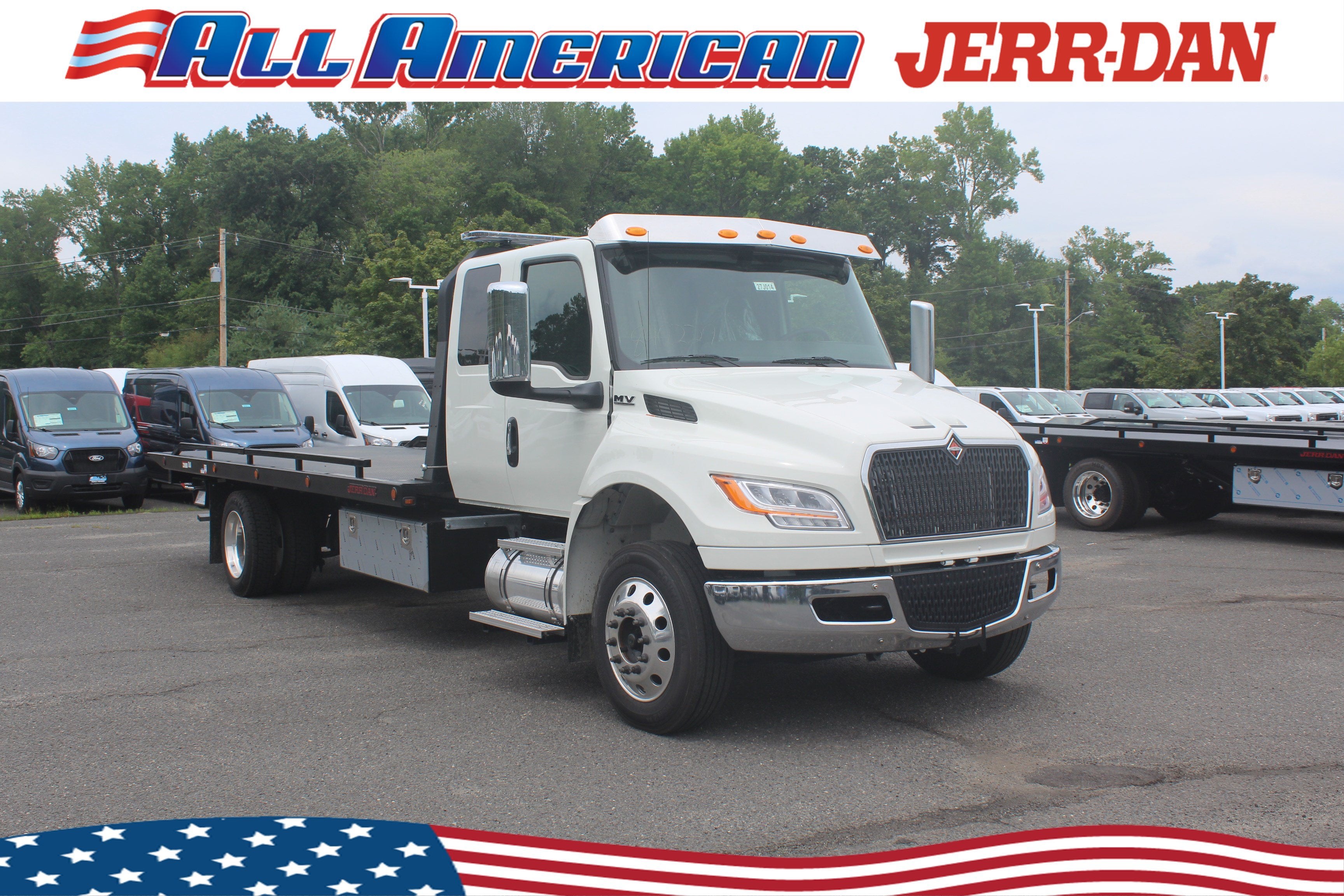 2027 International MV607 Jerr-Dan 6-Ton Steel XLP SD Carrier