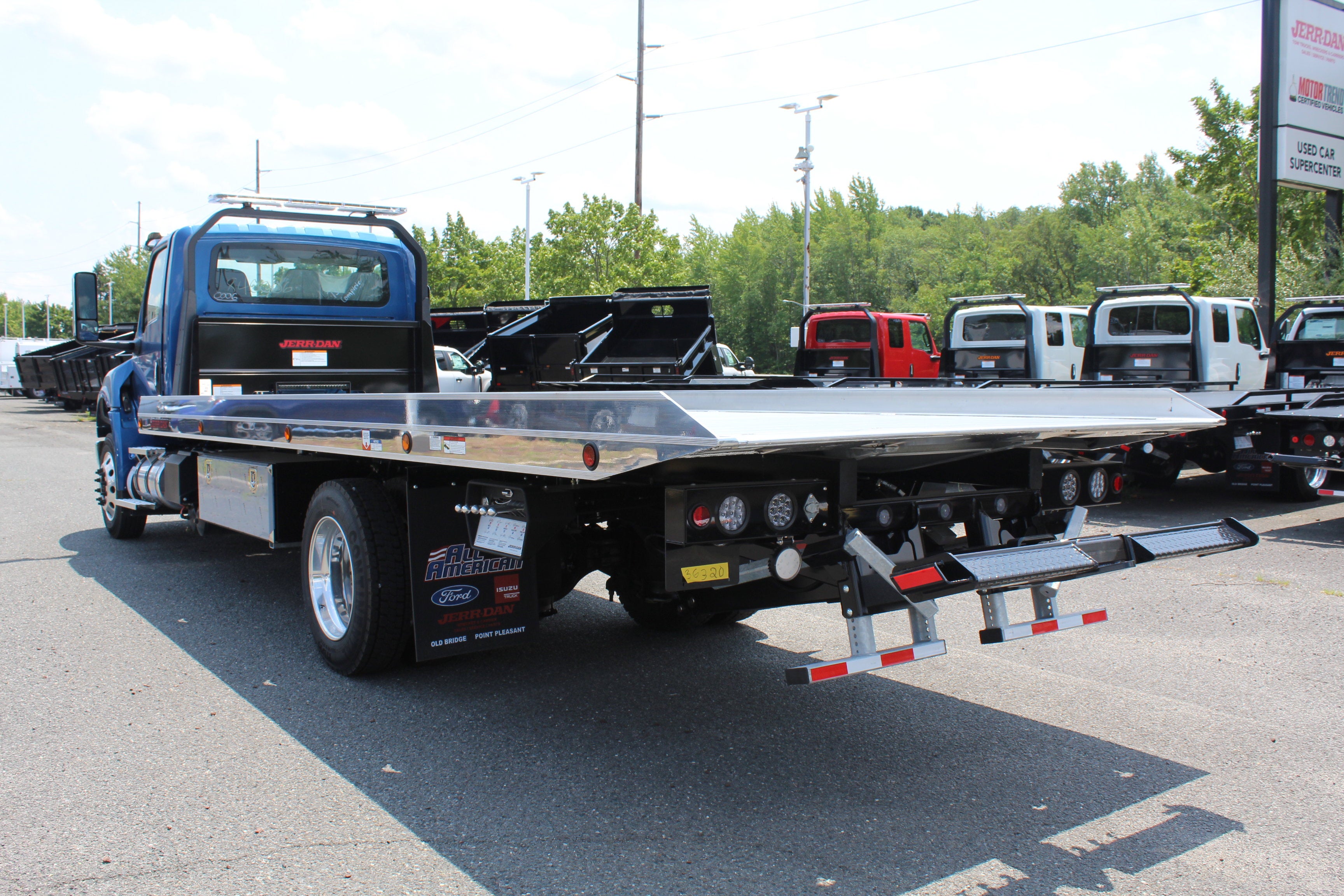 2027 International MV607 Jerr-Dan 6-Ton Aluminum XLP SD Carrier