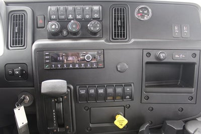 2026 International MV607 Jerr-Dan 6-Ton Dual-Angle Steel XLP SD Carrier