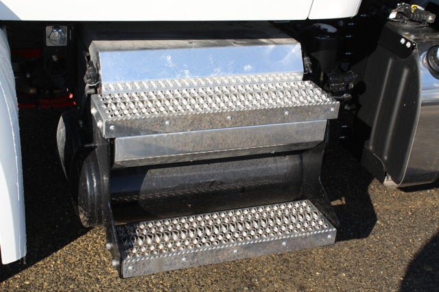 2025 Peterbilt 536 22 FT Aluminum 4x2 Carrier Jerr-Dan