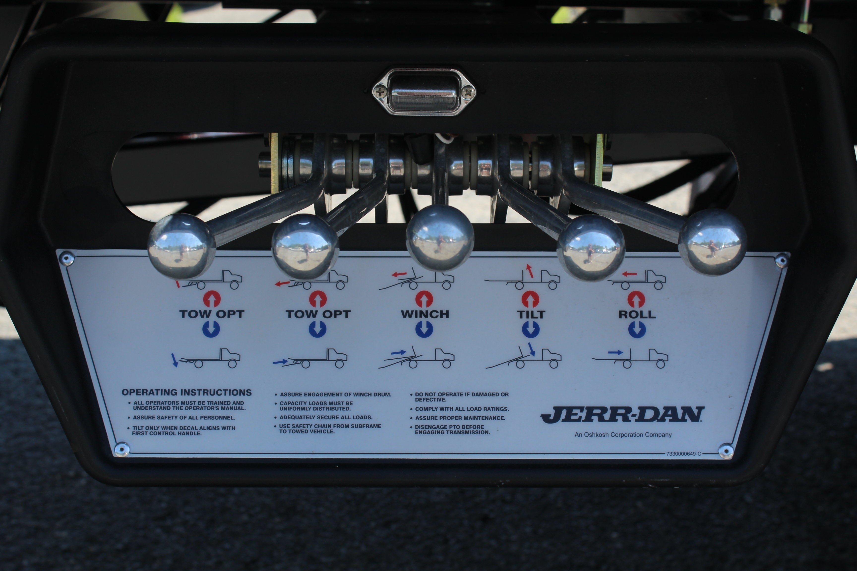 2026 RAM 5500 Jerr-Dan 6-Ton Dual-Angle Aluminum XLP SD Carrier