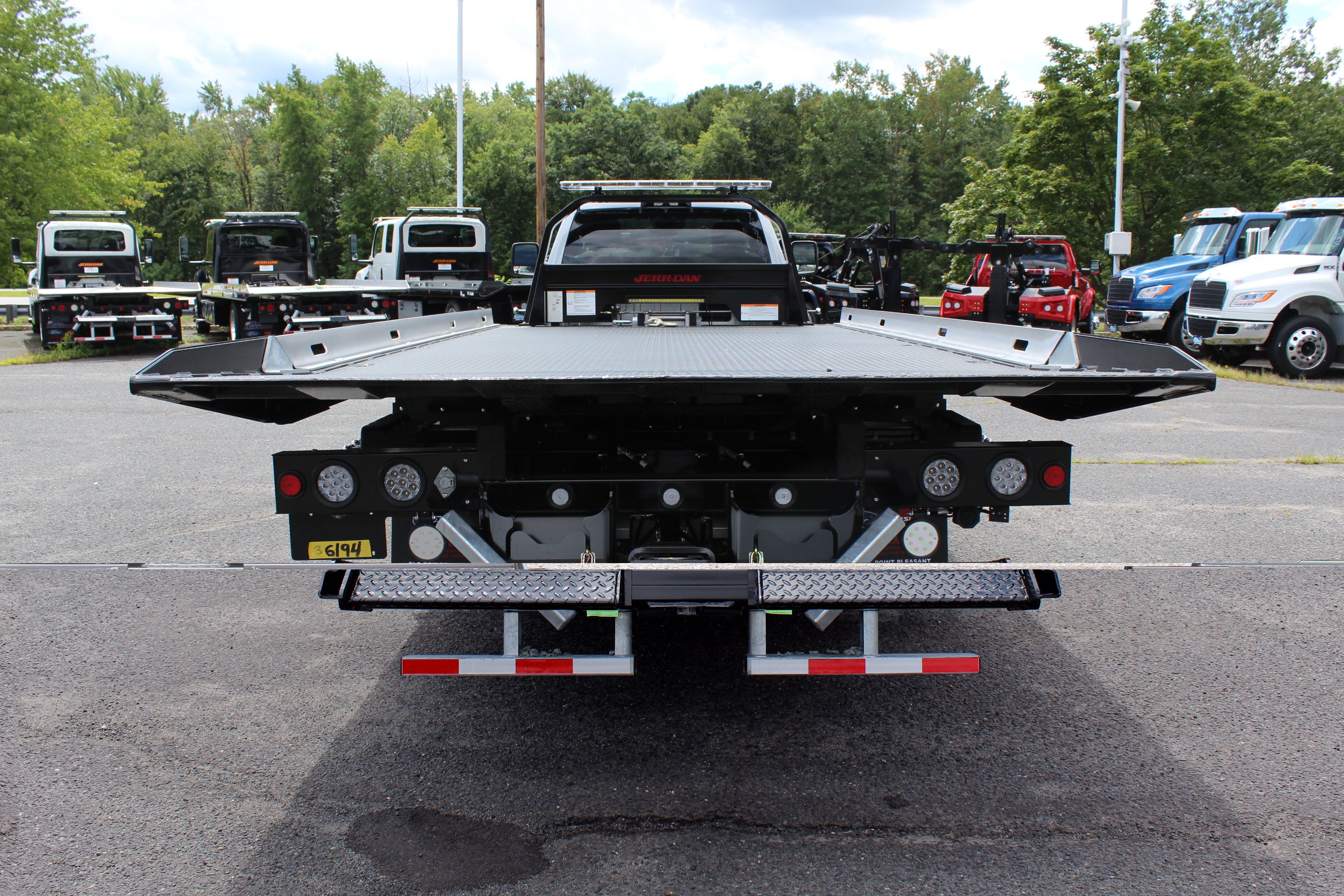 2026 RAM 5500 Jerr-Dan 6-Ton Dual-Angle Steel XLP SD Carrier