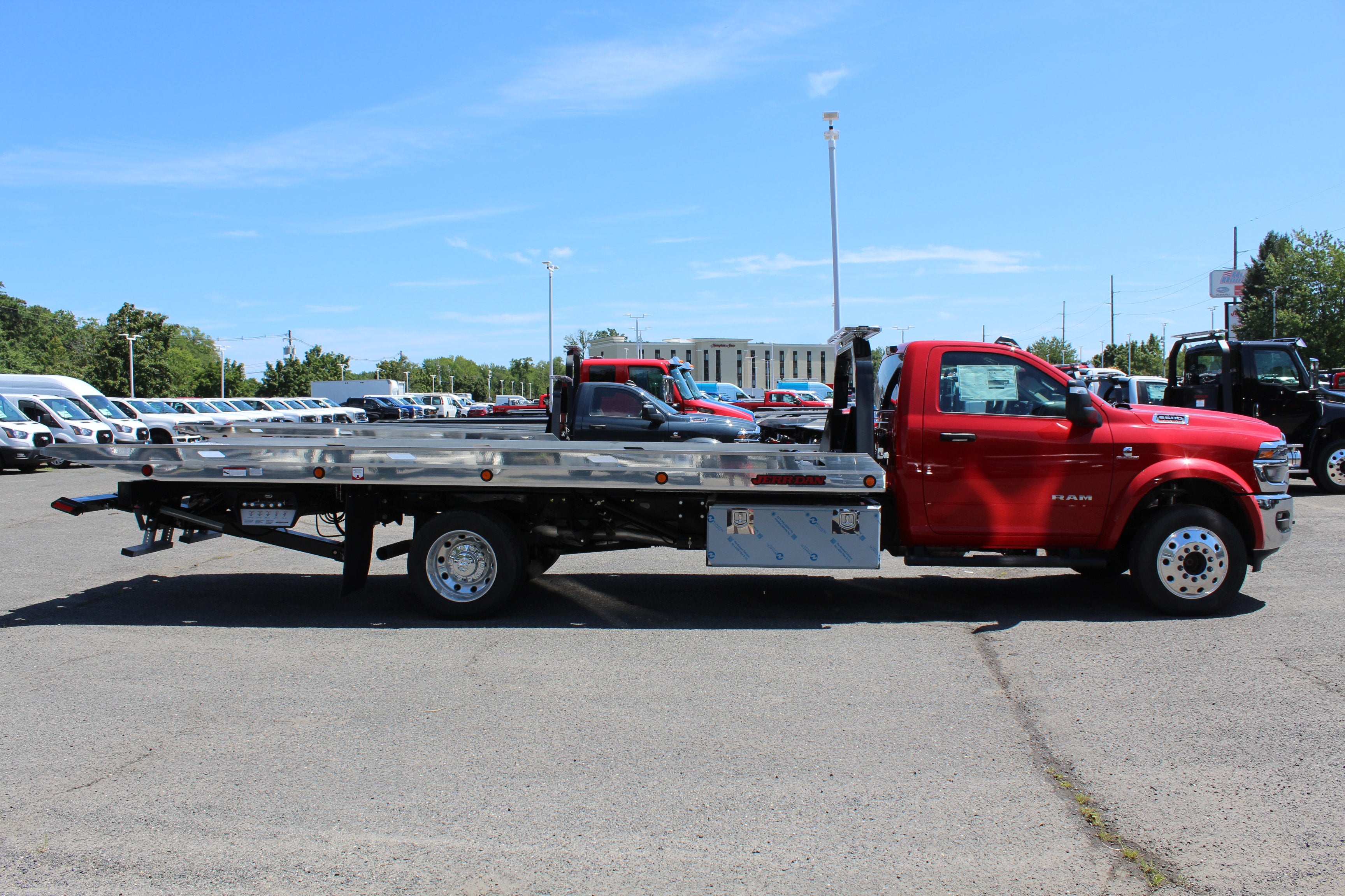 2026 RAM 5500 Jerr-Dan 6-Ton Aluminum XLP SD Carrier