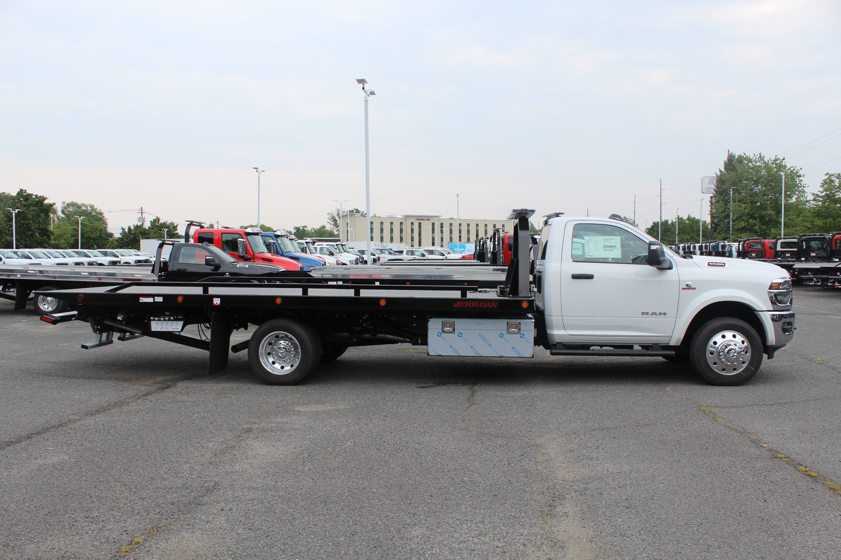 2026 RAM 5500 Jerr-Dan 6-Ton Steel XLP SD Carrier
