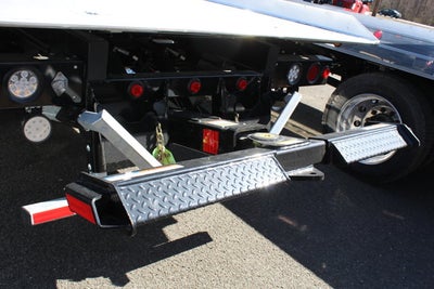 2025 International MV607 22 FT Aluminum 4x2 Carrier Jerr-Dan