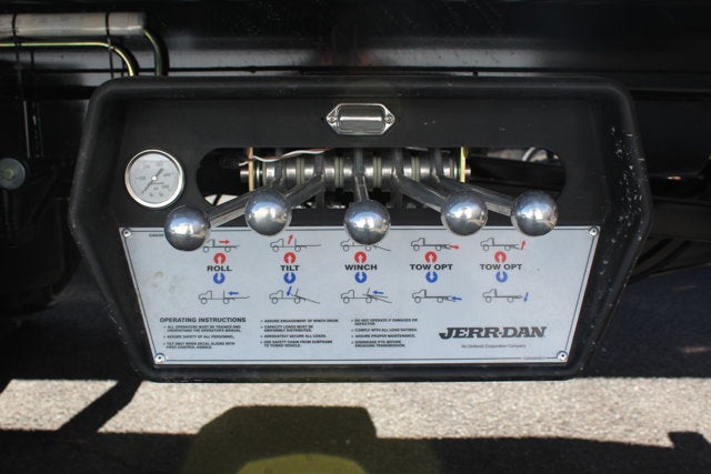 2025 International MV607 22 FT Aluminum 4x2 Carrier Jerr-Dan