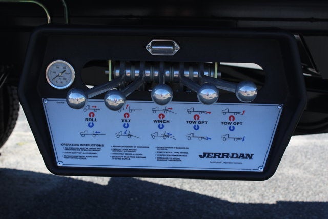 2025 International MV607 Jerr-Dan 6-Ton Aluminum XLP SD Carrier