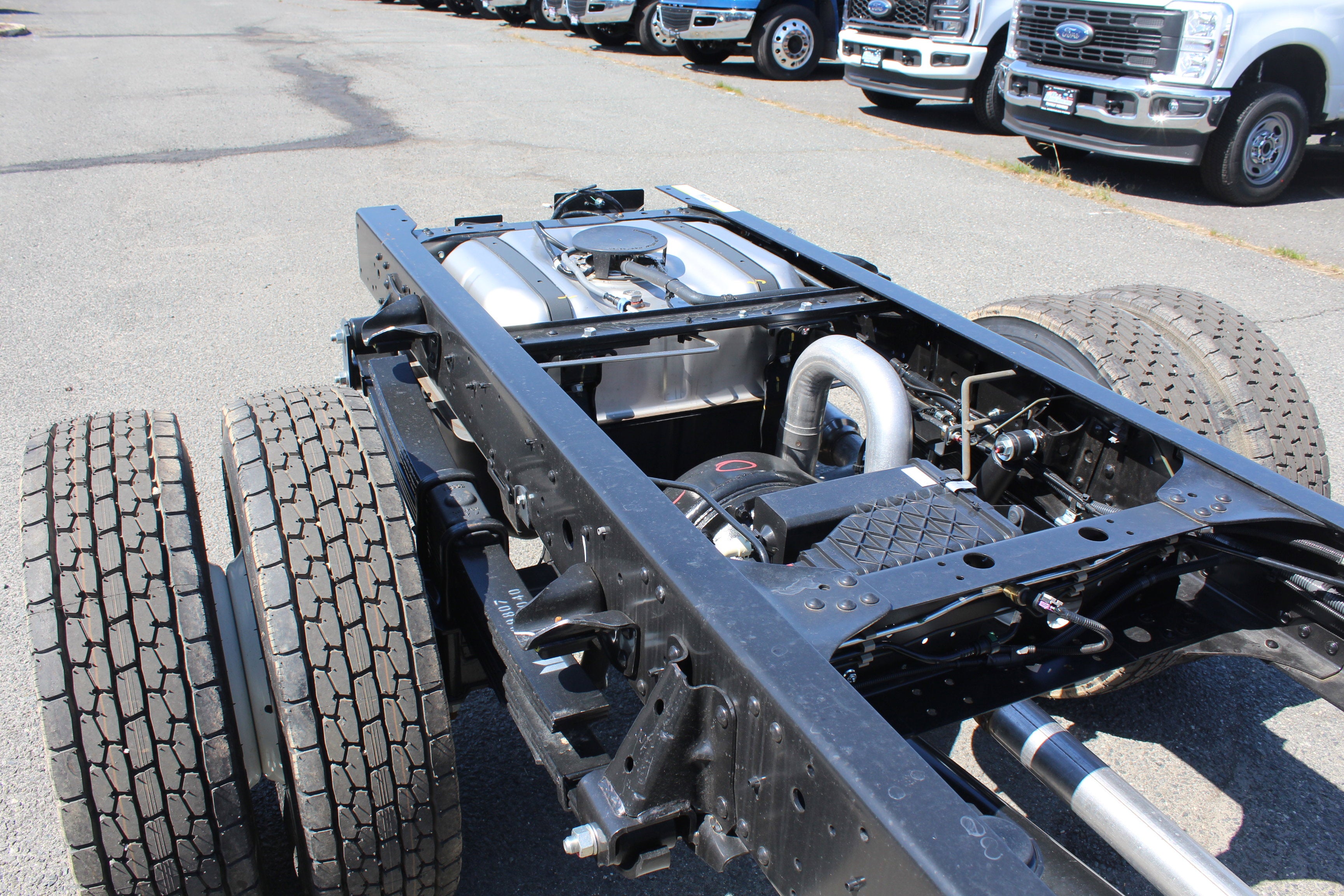 2026 Isuzu NS4 Base