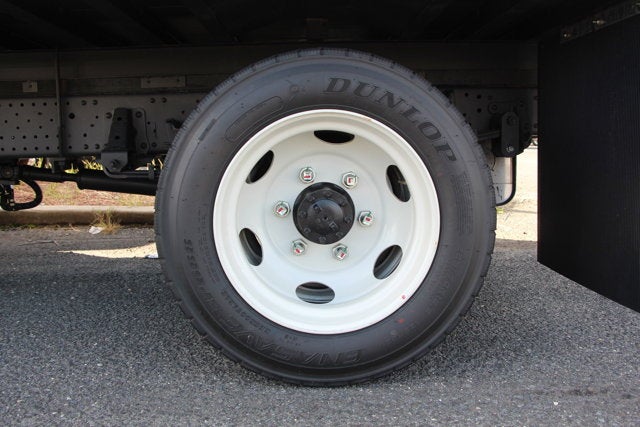 2024 Isuzu NRR 16 FT Box w/ ICC Bumper