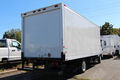 2024 Isuzu NRR 20 FT Box w/ Step Bumper