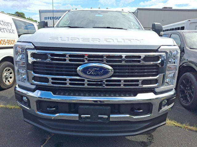 2026 Ford Super Duty F-350 DRW XL