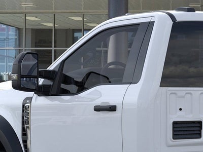 2025 Ford Super Duty F-550 DRW XL