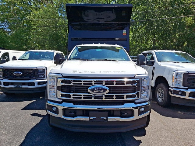 2026 Ford Super Duty F-550 DRW XLT