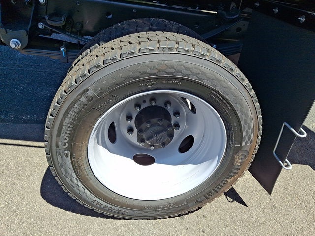 2026 Ford Super Duty F-550 DRW XLT