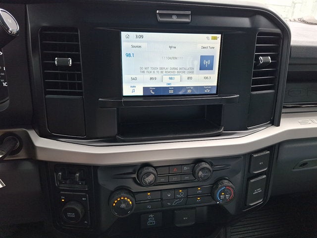 2026 Ford Super Duty F-550 DRW XLT