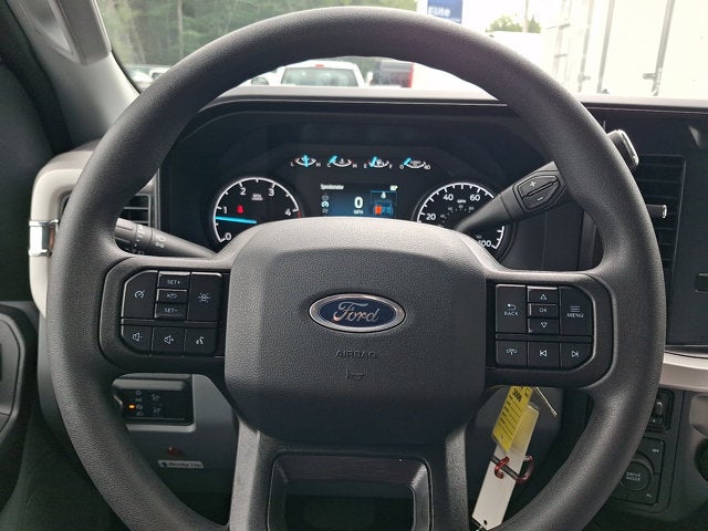 2026 Ford Super Duty F-550 DRW XLT