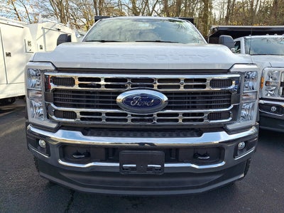 2025 Ford Super Duty F-600 DRW XLT 9 4/5 Dump Body w/ L Pack