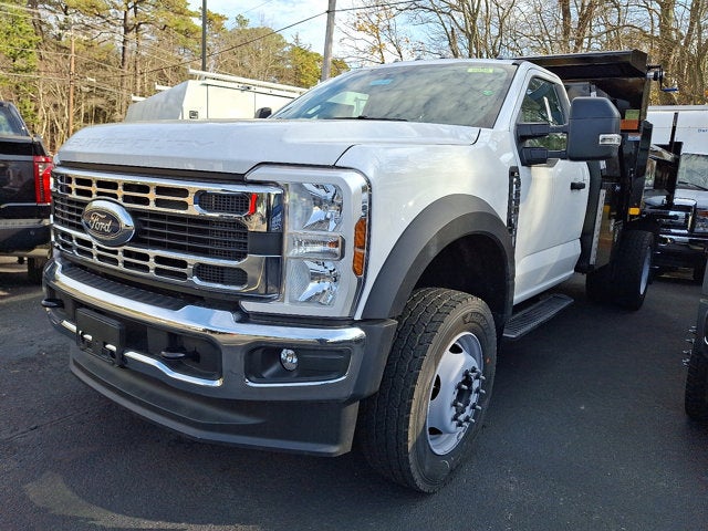 2025 Ford Super Duty F-600 DRW XLT 9 4/5 Dump Body w/ L Pack