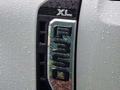 2026 Ford Super Duty F-350 DRW XL