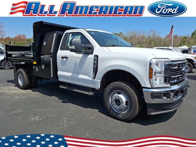 2025 Ford Super Duty F-350 DRW XL Dump Body w/ L Pack
