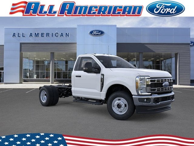 2026 Ford Super Duty F-350 DRW XL